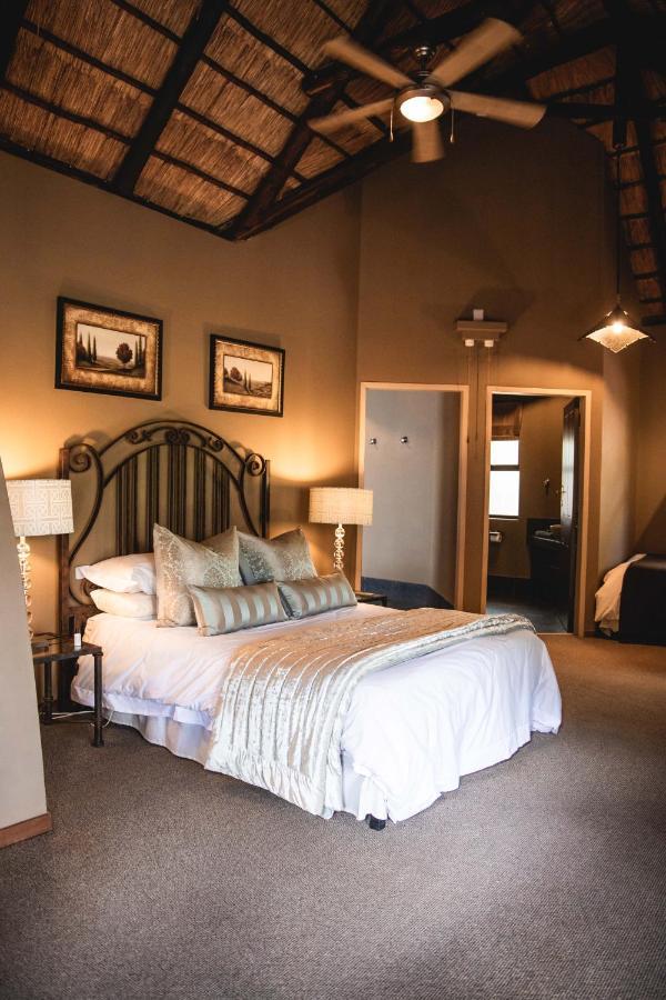 Bass Lake Country Lodge Pretoria-Noord エクステリア 写真