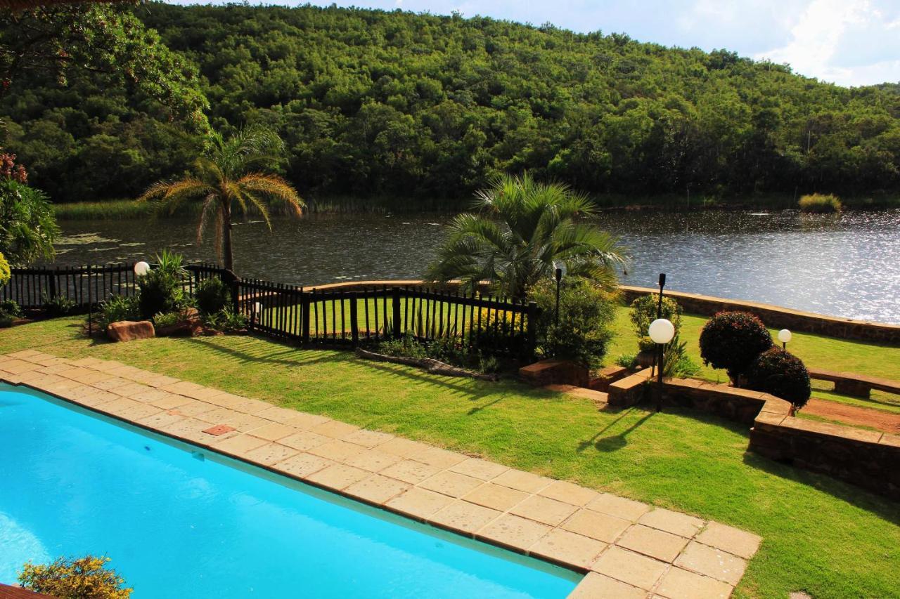 Bass Lake Country Lodge Pretoria-Noord エクステリア 写真