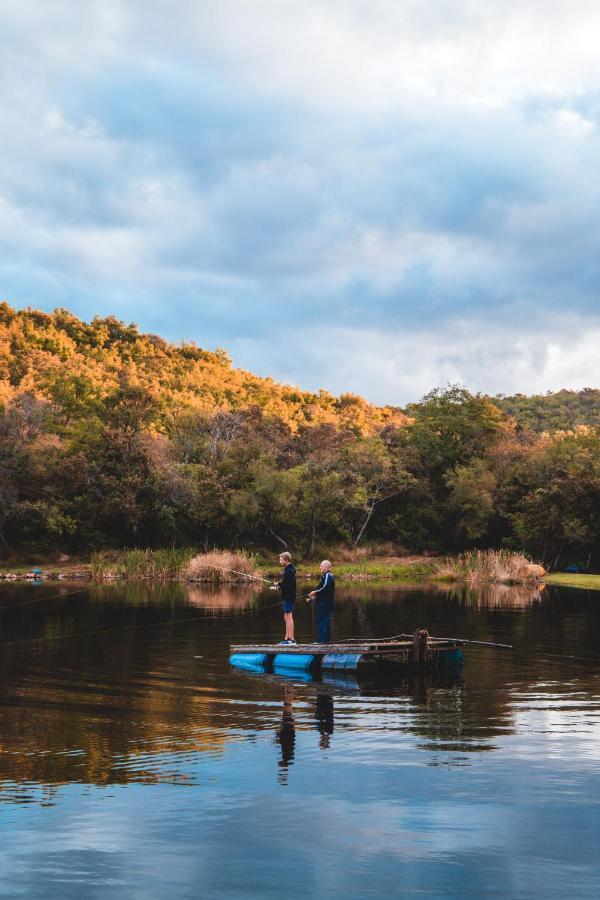 Bass Lake Country Lodge Pretoria-Noord エクステリア 写真